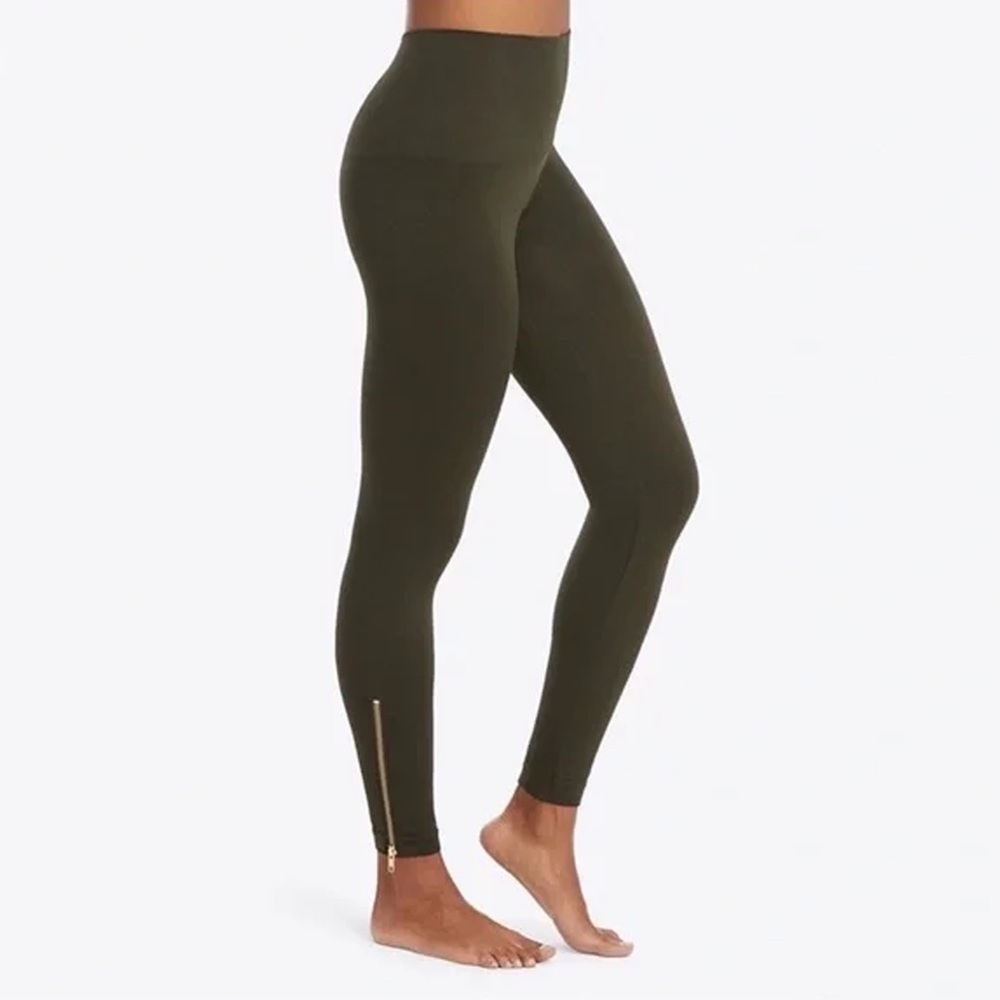SPANX - “Look At Me Now” Seamless Leggings - Deep Olive